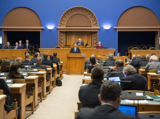 Riigikogu täiskogu istung, peaministri umbusaldamine, 9. november 2016